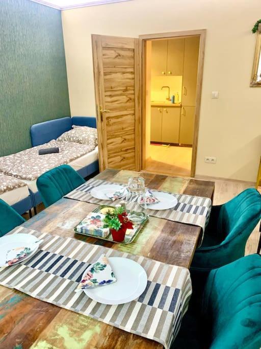 Brand New, Design Apartment Jojo, Oldtown, Balcony Bratislava Exterior foto