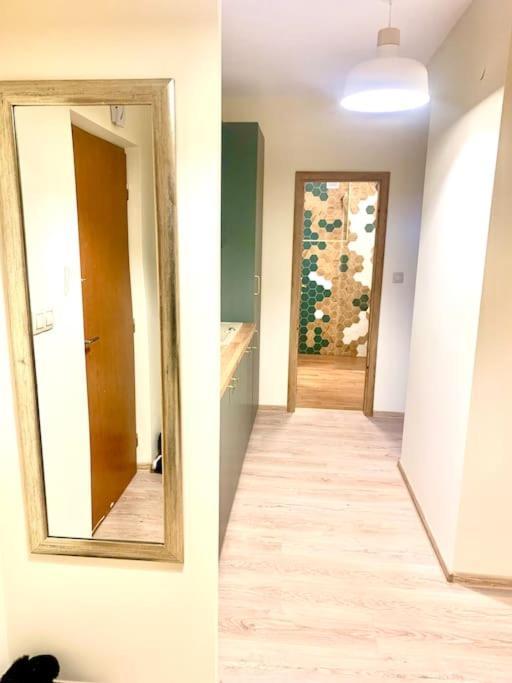 Brand New, Design Apartment Jojo, Oldtown, Balcony Bratislava Exterior foto